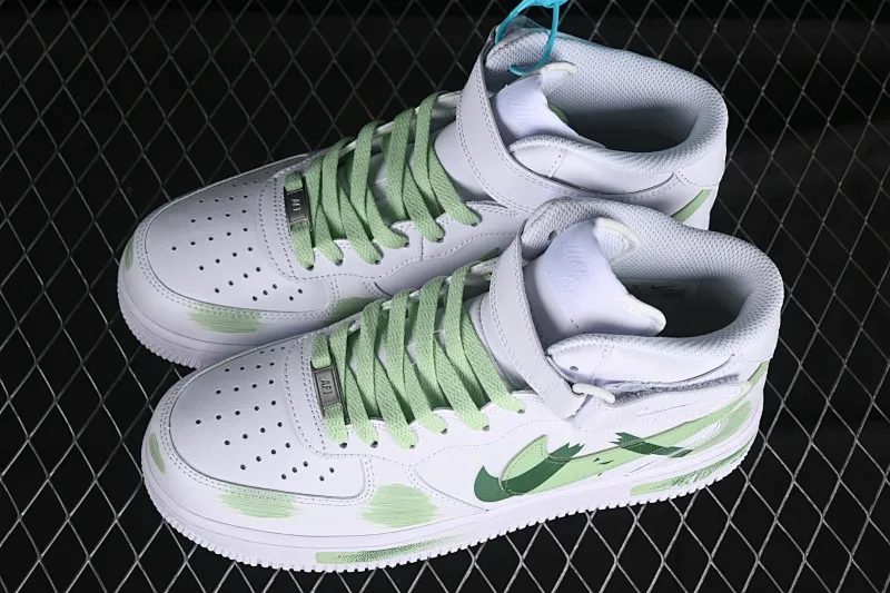 All categories Nk Air Force 1 Air Force series Nk Air Force 1 Mid Air Force mid-top Nk Air Force 1'07 Mid White and green hand-painted Hand-painted fracture Triple hook shadow Air Force 1 strap mid-top casual sneakers CW2289-111